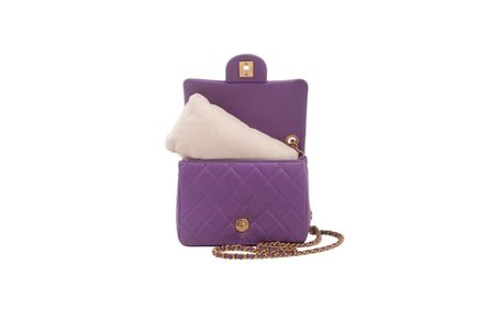 Chanel Handbag Filling