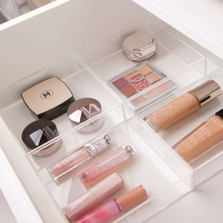 * Kit Gaveta Makeup Gold (30L x 30P)