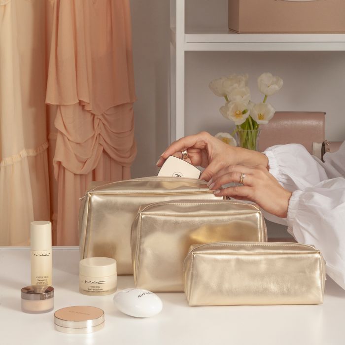 Kit Necessaire Dourada